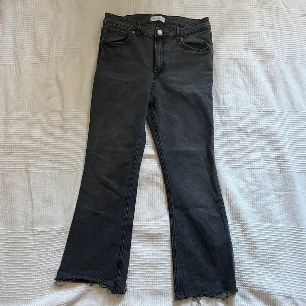 Zara Black High Waist Cropped Jeans